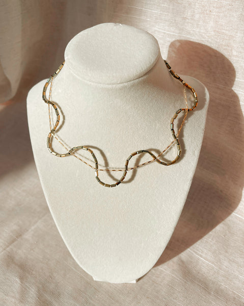 Golden Wavy Necklace