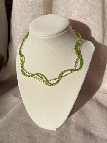 Green Crystal Wavy Necklace