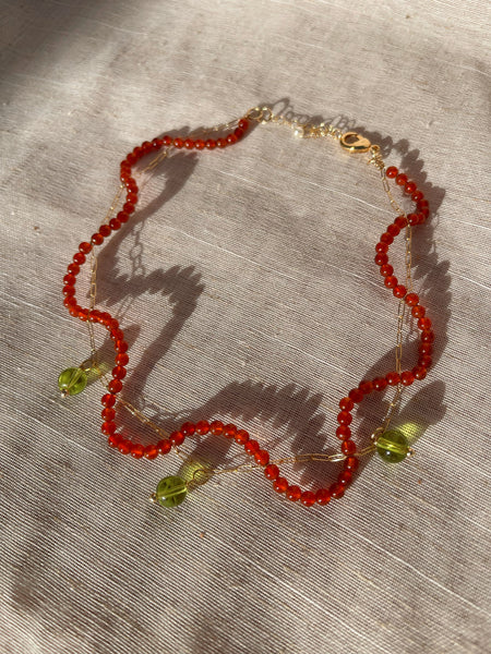 Red Agate Wavy Necklace